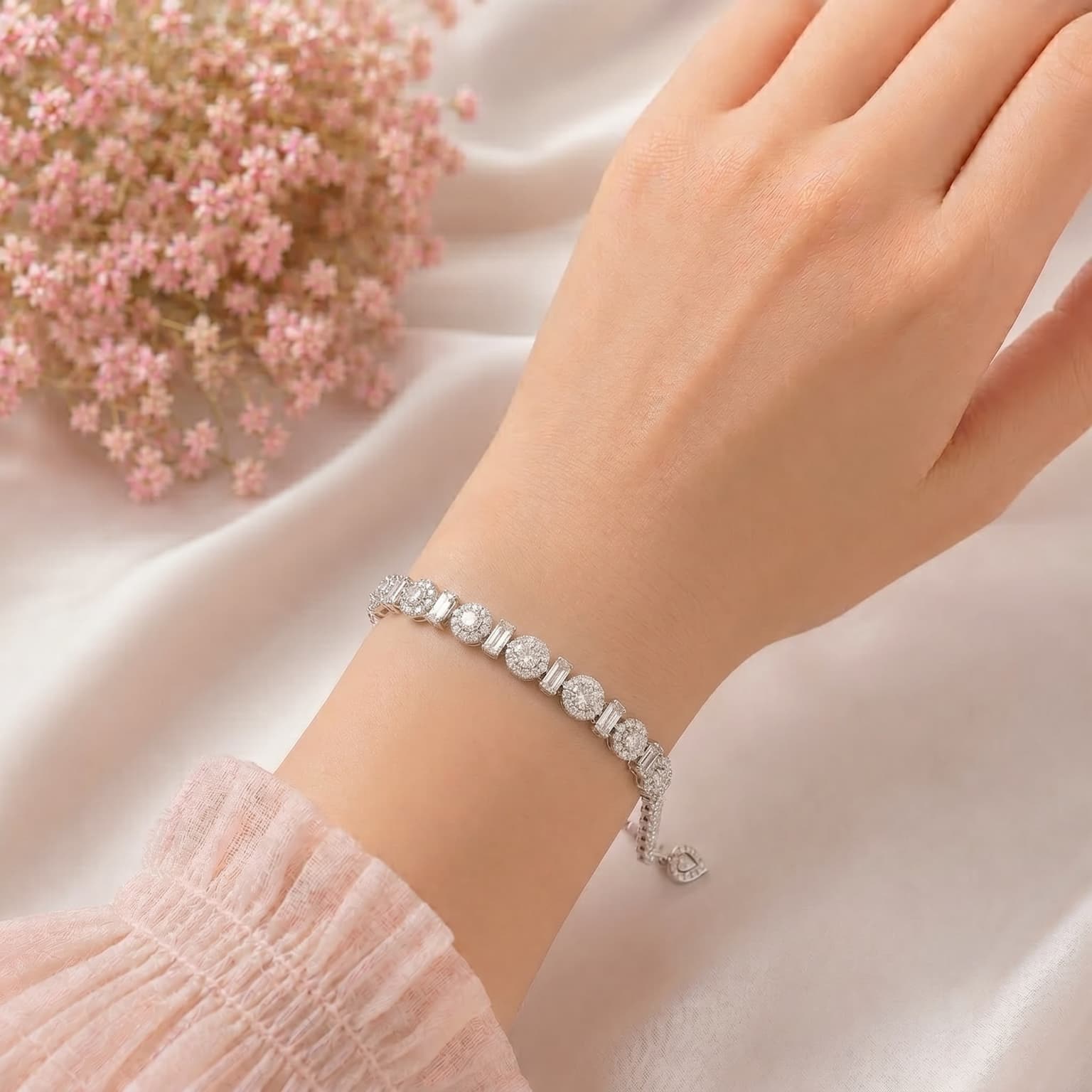 Round & Baguette Tennis Bracelet 4