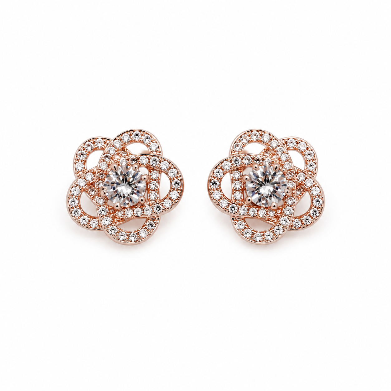 Pointer Surrounding Zig-Zag Layer Earring